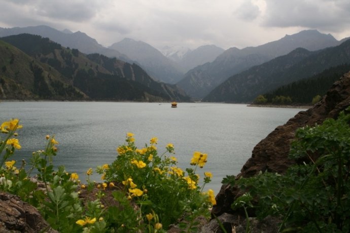 Tianchi lake2.JPG-1.jpg.jpg